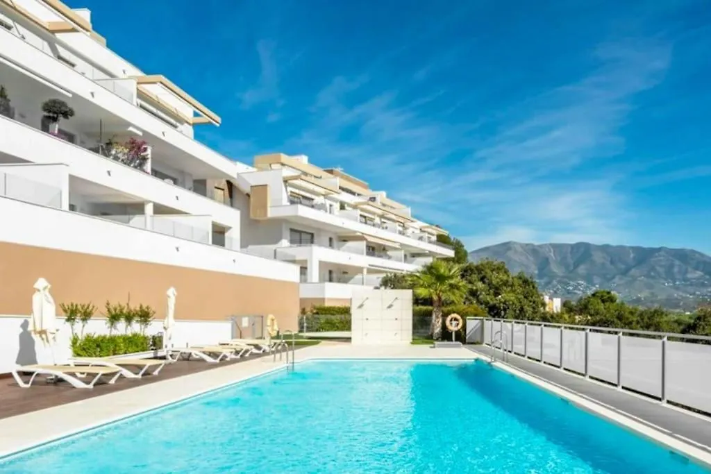 Appart De Haut Standing A La Cala Golf Resort マラガ
